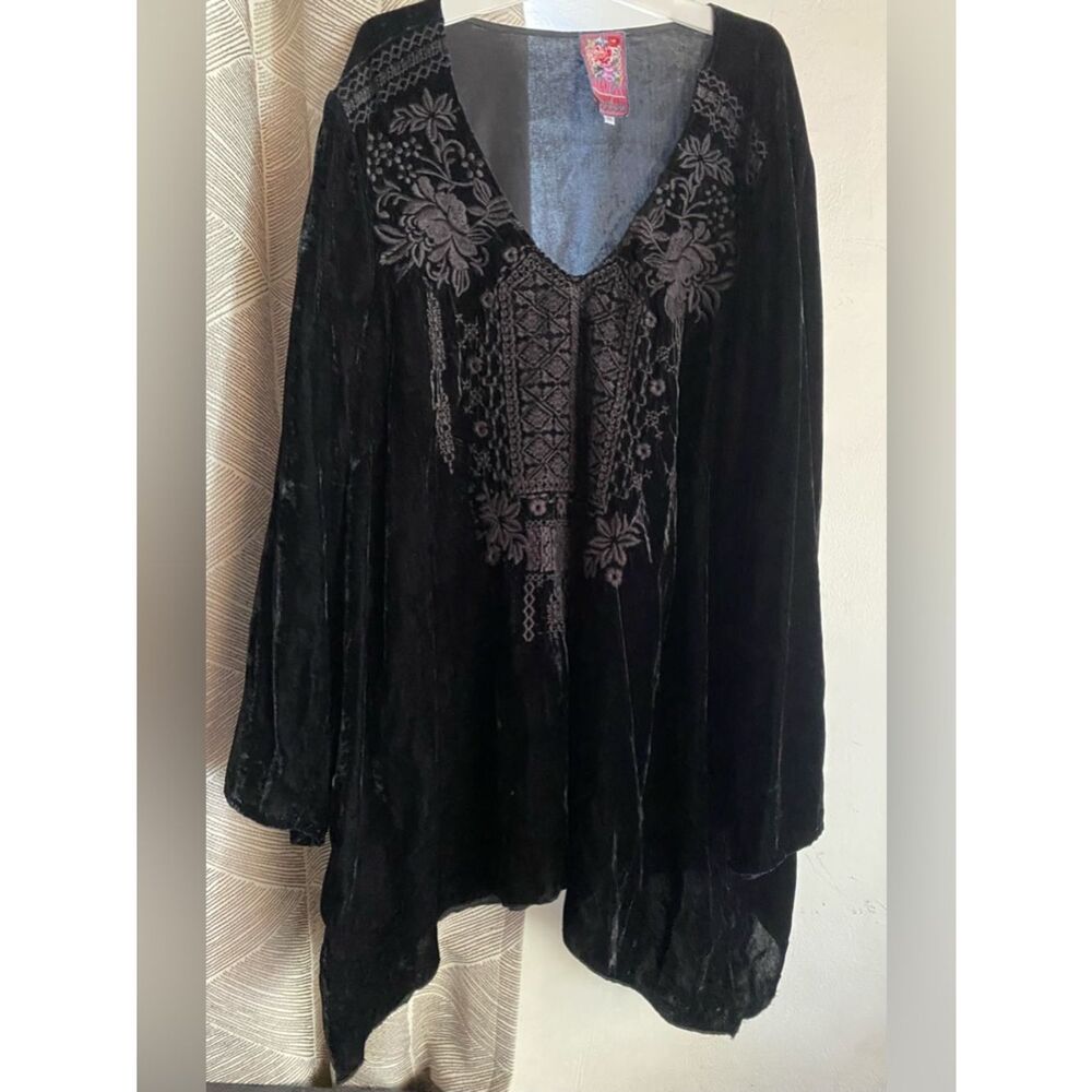 Johnny Was Black Velvet Embroidered V-Neck Tunic Sz 3X